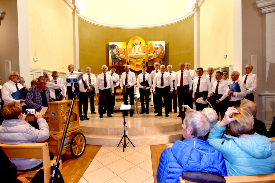 2024 5 4 concert Cognin avec orgue de barbarie
